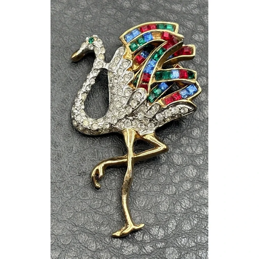 Vintage Flamingo Brooch Gold Tone Rhinestone Multicolor Crystal Pin